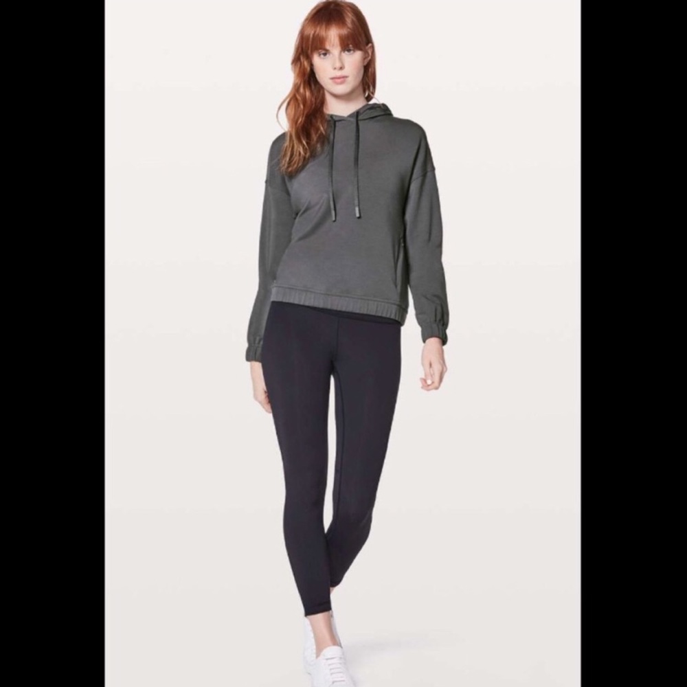 Lululemon twisted and tucked pullover